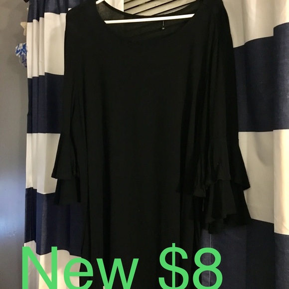 Tops - SOLD. Black tunic bell sleeve